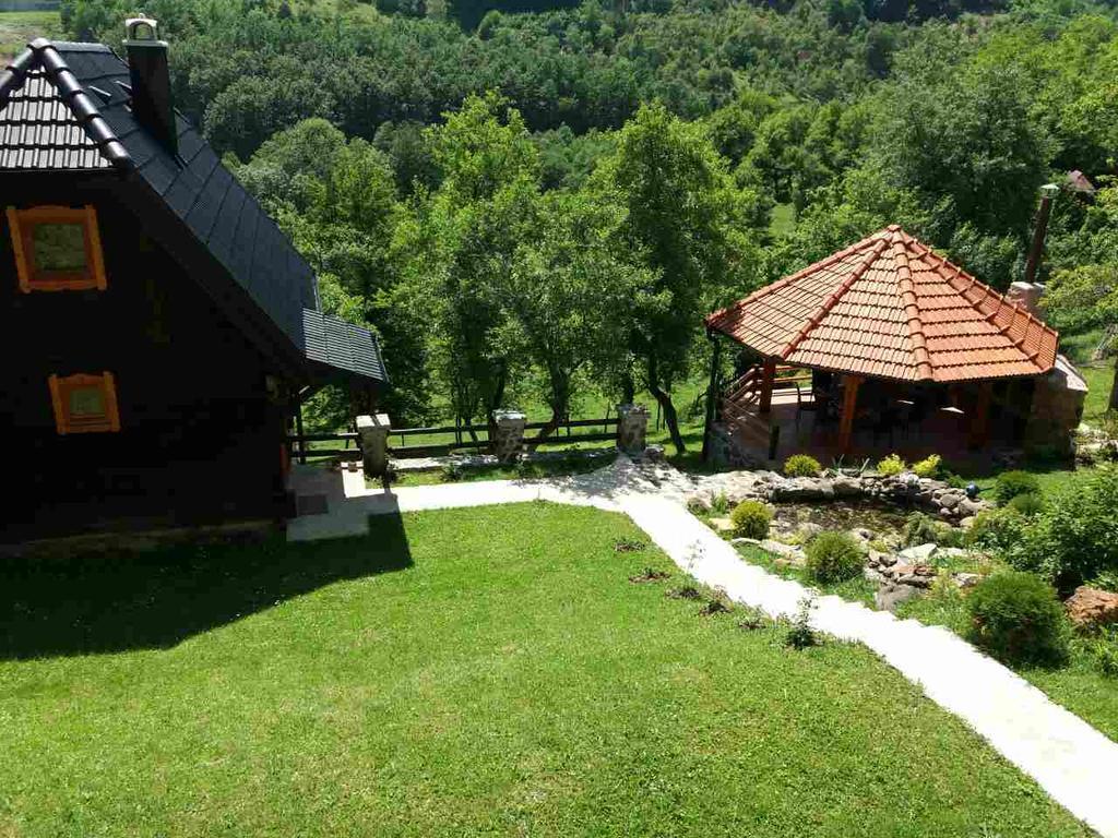 Vacation Home Nana Mokra Gora Esterno foto